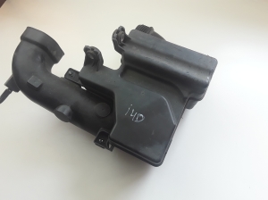 Hyundai i40 (2011–2026) Rezonatora tvertne 282203Z300 - 4