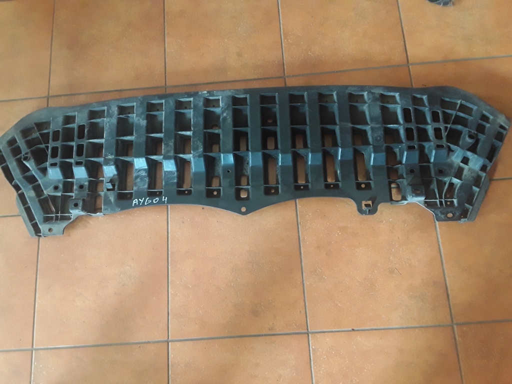 TOYOTA Aygo B40 (2014–2026) Front underbody protection 526180H030 TOYOTA Aygo B40 (2014–2026) Front underbody protection 526180H030