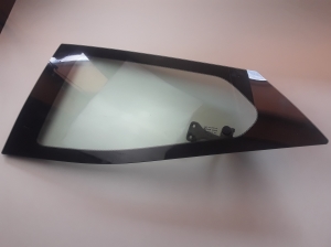 TOYOTA Aygo B40 (2014–2026) Tagumine küljeklaas (kere) 681400H050 - 2