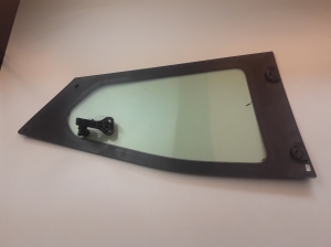 TOYOTA Aygo B40 (2014–2026) Tagumine küljeklaas (kere) 681400H050 - 3