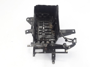 RENAULT Trafic II (2001–2014) Batteriehalter 8200720386 - 4