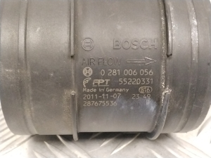 Iveco Daily V (2011–2014) Mass air flow sensor 55220331 - 4