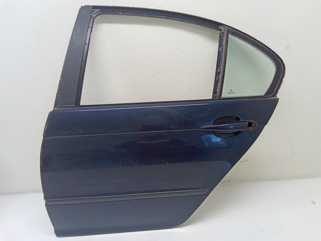 BMW 3 SERIES E46 (1998–2007) Rear side doors 41527034153 BMW 3 SERIES E46 (1998–2007) Rear side doors 41527034153