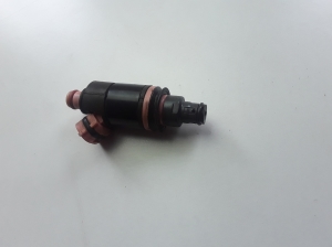 Fuel injector - 2325050030