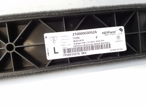 Porsche Cayenne (2010–2017) Sonstiges Teil Kofferraum innen 7P5863527A - 2