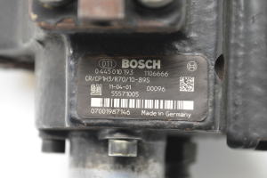 Opel Insignia (2008–2017) Pompe à carburant 55571005 - 3