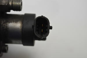 Opel Insignia (2008–2017) Pompe à carburant 55571005 - 5