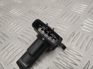 Ford Ranger (2006–2011) Mass air flow sensor VN1974004041 - 4