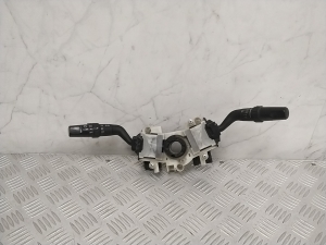 Switch and its parts - 55208UR82