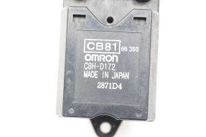 Mazda Premacy (1999–2005) Front door glass switch C8HD172 - 2