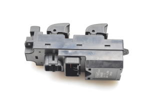 Mazda Premacy (1999–2005) Front door glass switch C8HD172 - 4