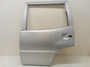 Rear side doors - 821011F230
