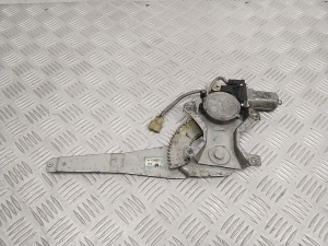 Rear side door window regulator - UR657258X