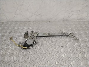 Front door window regulator - UR875858X