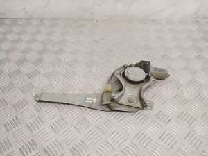 Rear side door window regulator - UR657258X