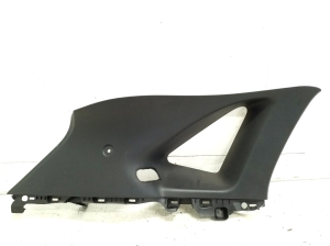   Interior trim of the rear strut  - LV4BS31149AEW 