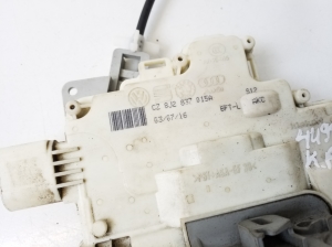 Porsche Cayenne (2010–2017) Front door lock 8J2837015A - 2