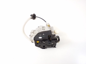 Porsche Cayenne (2010–2017) Front door lock 8J2837015A - 4