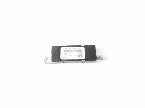   Amplificateur d’antenne  - 7P5035225H 