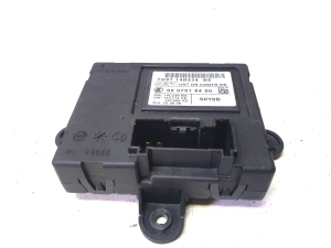 Tagumise küljeukse juhtplokk - 7G9T14B534BE