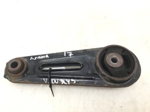 Engine bracket