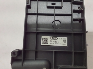 AUDI Q7 (2015–2026) Battery fuse 4M0941823E - 4