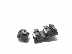 AUDI Q7 (2015–2026) Front door glass switch 4M0959851C - 2