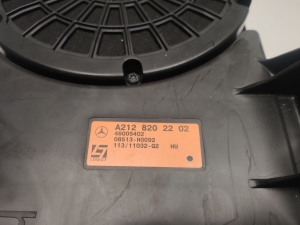 Mercedes Benz CLS-Class 218 (2011–2018) Lautsprecher A2128202202 - 4