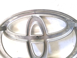 TOYOTA Avensis T25 (2003–2008) Emblem 7531105030 - 4