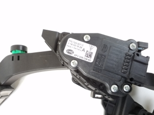 Porsche Cayenne (2010–2017) Accelerator pedal 7P5723507C - 2