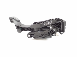 Porsche Cayenne (2010–2017) Accelerator pedal 7P5723507C - 5