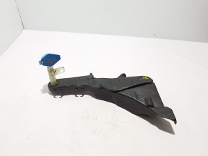   Front washer fluid reservoir  - 9843214980 