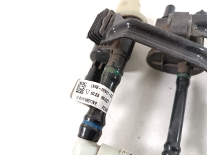 Ford Kuga III (2020–2026) Other valve LX689E817EC - 3