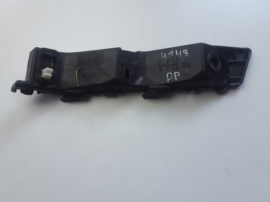 Kia Sportage (2016–2021) Front bumper bracket 86514F1000 Kia Sportage (2016–2021) Front bumper bracket 86514F1000