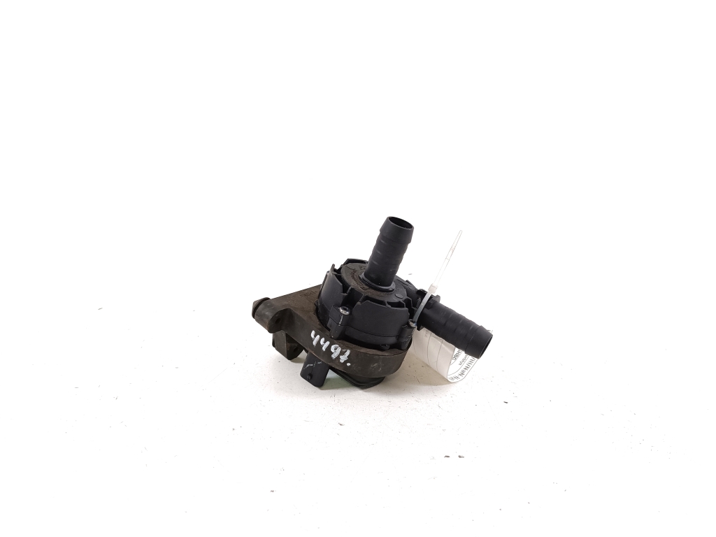 Ford Kuga III (2020–2026) Auxiliary water pump LX618C506HBG Ford Kuga III (2020–2026) Auxiliary water pump LX618C506HBG