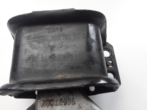 Peugeot Partner II (2008–2018) Engine mount 9636583980 - 3