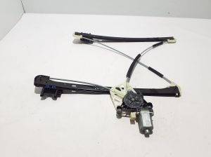 AUDI Q7 (2015–2026) Front door window regulator 4M0837461A - 4