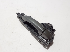 AUDI Q7 (2015–2026) Rear side door exterior handle and its parts - 3