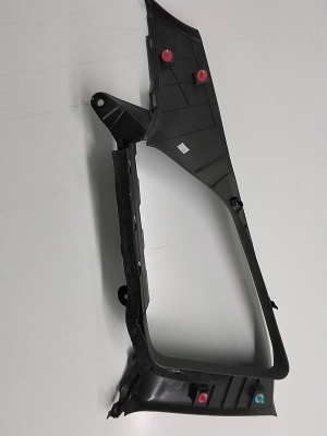 Suzuki Swace I (2020–2026) Tagumise toe sisekujundus 6247002640 - 4