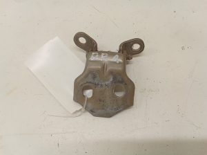 Front door lower hinge - BELB