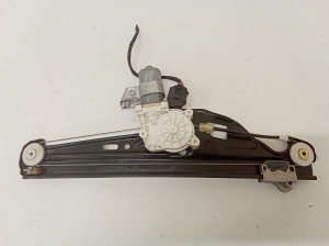BMW 5 SERIES E60 (2003–2010) Aizmugurējo durvju logu pacēlājs 7034387 - 2