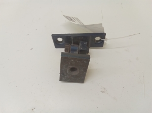 Rear side door upper hinge - 7068087