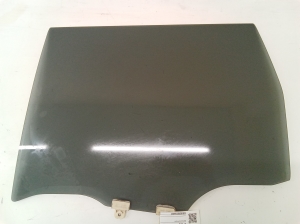 Aizmugurējo sānu durvju stikls - 43R007953