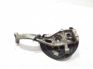 AUDI Q7 (2015–2026) Front wheel hub 4M0407254J - 4