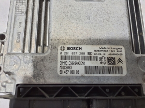 Peugeot 308 III (2021–2026) Motorsteuergerät 9845780880 - 2