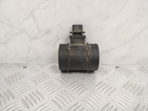 Opel Meriva (2003–2010) Mass air flow sensor 55561304 - 2