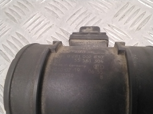 Opel Meriva (2003–2010) Mass air flow sensor 55561304 - 4