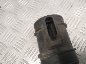 Opel Meriva (2003–2010) Mass air flow sensor 55561304 - 5