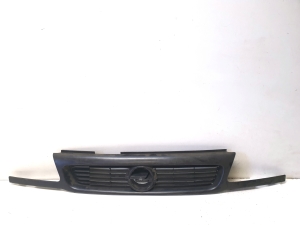 Kühlergrill - P30A295