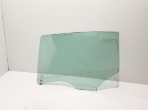   Hintere Seitentür aus Glas 